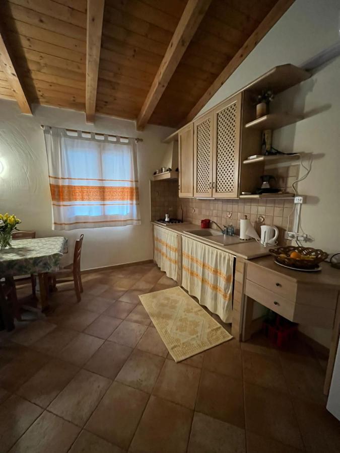 Casa Nel Borgo Di San Pantaleo Villa Exterior foto